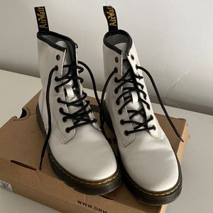 I am selling White Dr Martins